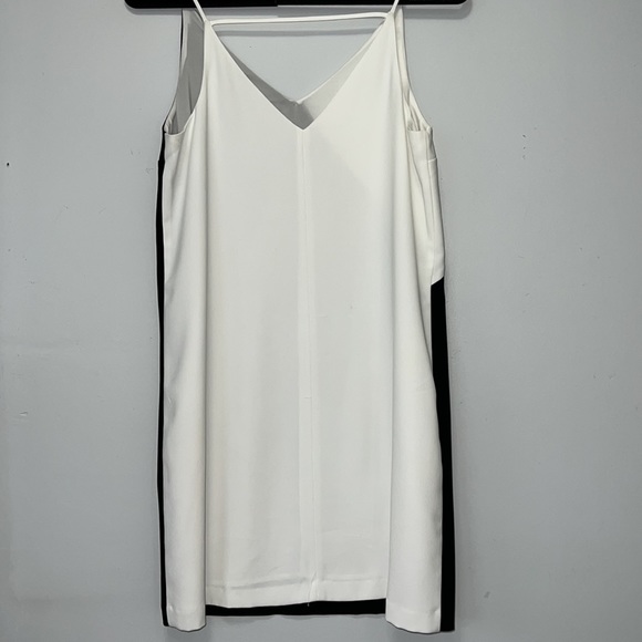 1. STATE mini dress - Picture 3 of 7